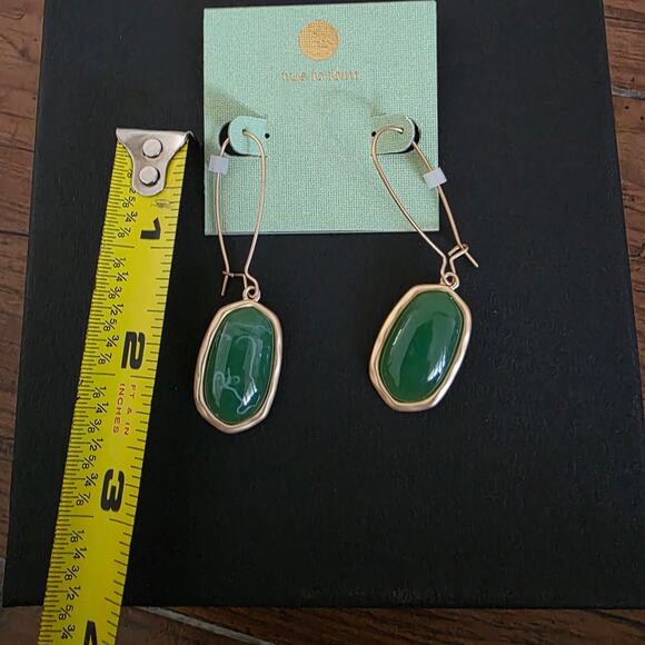 New jade green drop earrings - Picture 2 of 2